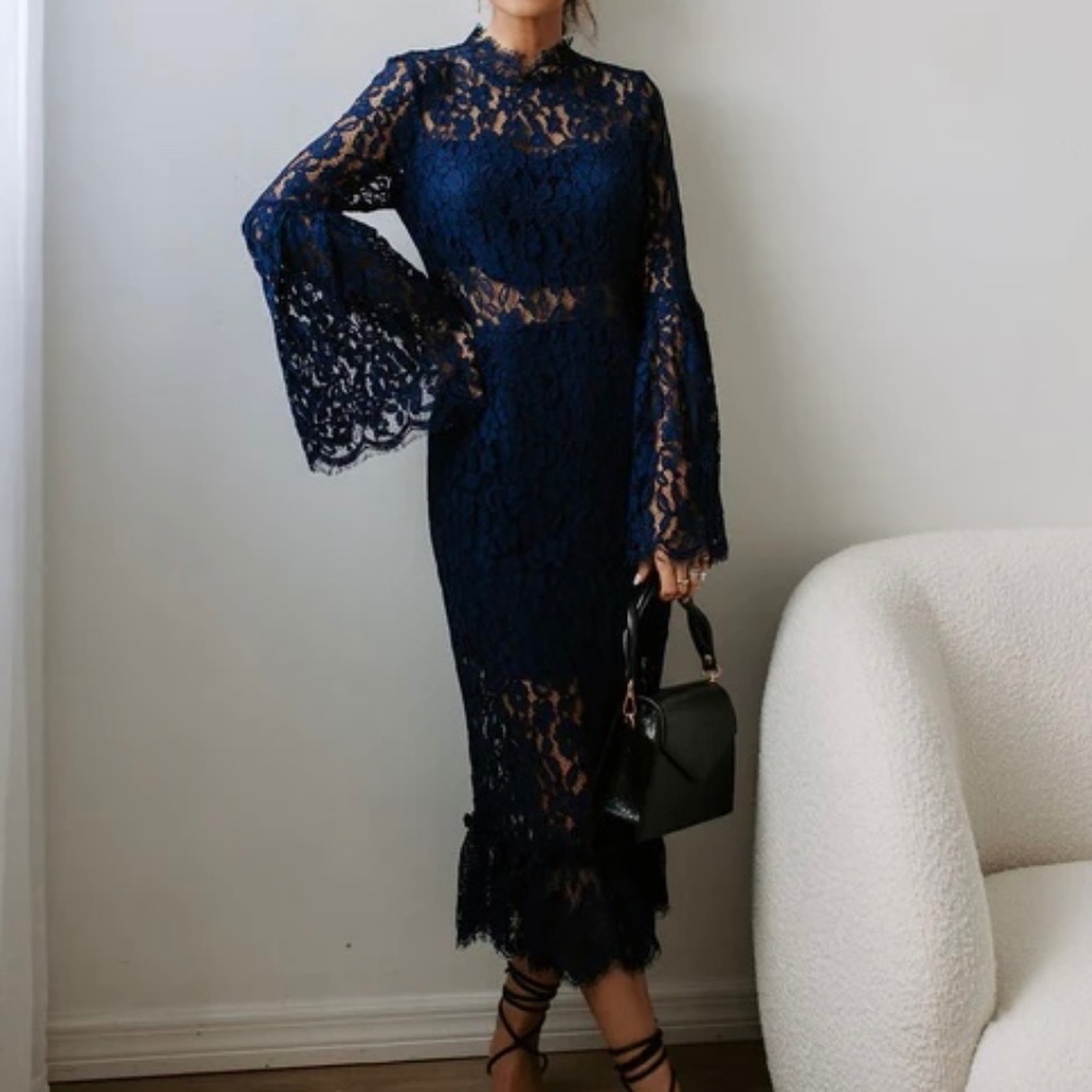XS Baby Lace Bell Sleeve Midi Dress